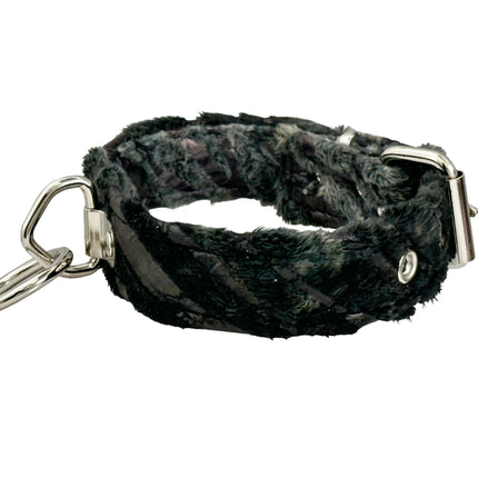 FCK266FZ FUZZY FURRY ZEBRA BONDADE CHOKER