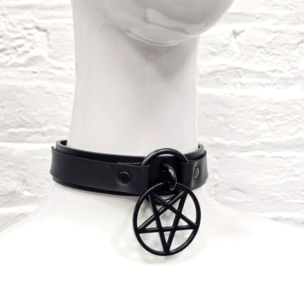 FCK318-BS GENUINE LEATHER U RING CHOKER