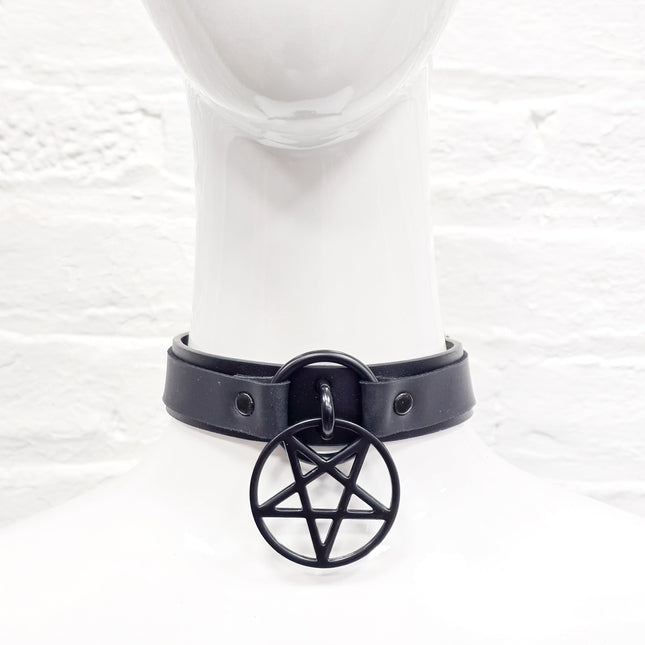 FCK318-BS GENUINE LEATHER U RING CHOKER