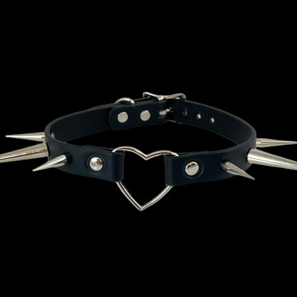 FCK356 HEART WIDE CHOKER PIN SPIKE