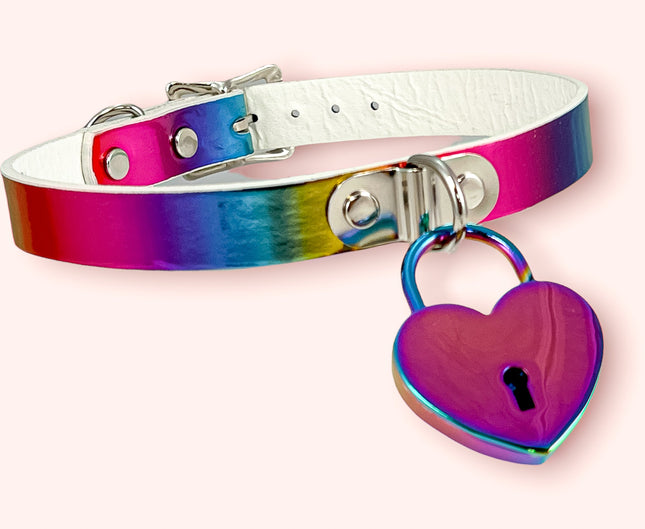 FCK372 RAINBOW HEART LOCK