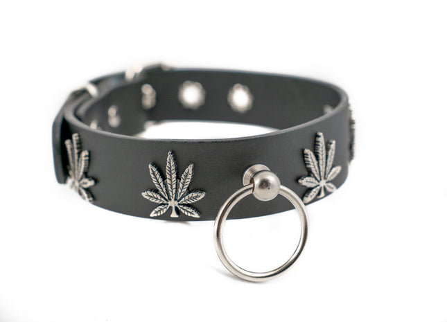 FCK436 GANJA LEAF BONDAGE