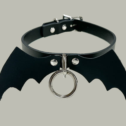 FCK494 3/4" WIDE LEATHER BAT VAMP CHOKER