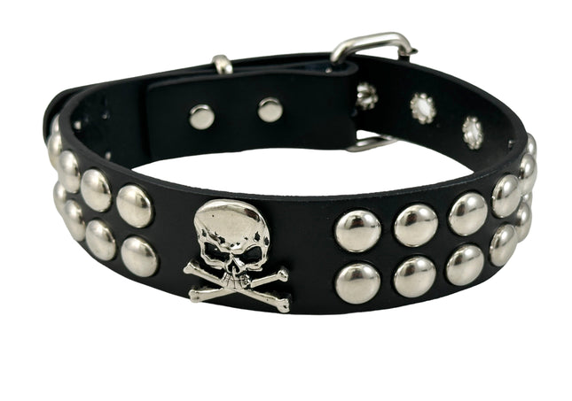 FCK532  ROUND STUDDED SKULL