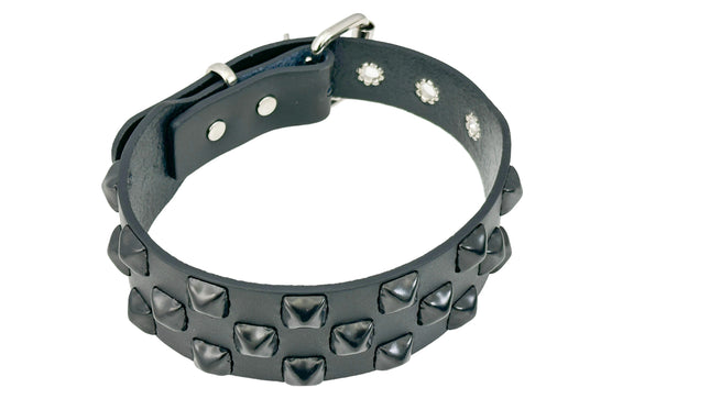 FCK537 PYRAMID STUDDED 1 3/4"  CHOKER