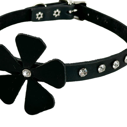 FCK858LEATHER  FLOWER RHINESTONE  CHOKER