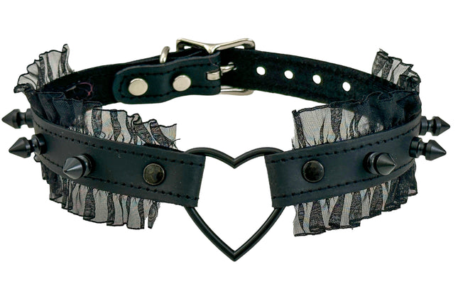 FCK560  LACE HEART SPIKE CHOKER