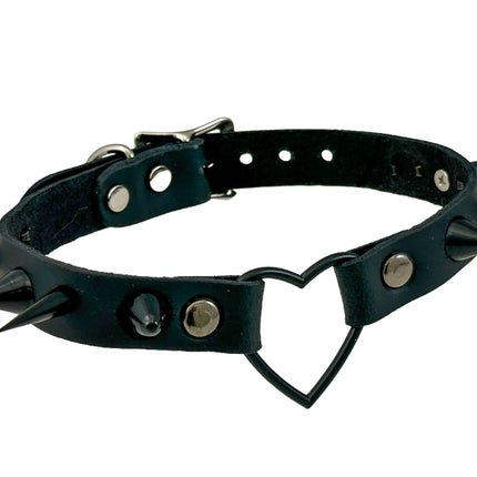 FCK562 STUDDED UK 77 HEART SPIKE CHOKER
