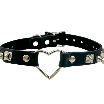 FCK565 STUDDED HEART SPIKE CHOKER