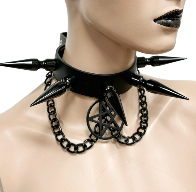 FCK614 SPIKE XL WITH PENTAGRAM CHOKER