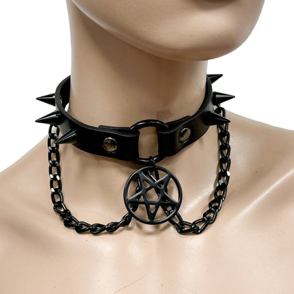 FCK615 SPIKE CONE  WITH PENTAGRAM CHOKER