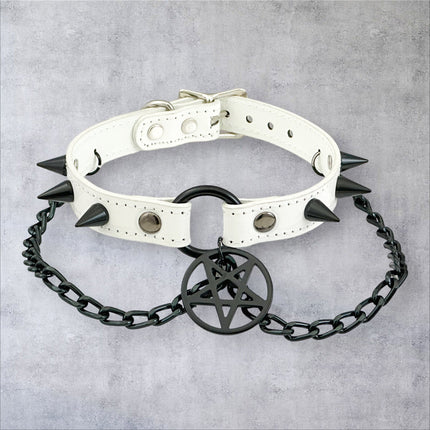FCK615WHITE-BS  SPIKE CONE  WITH PENTAGRAM CHOKER