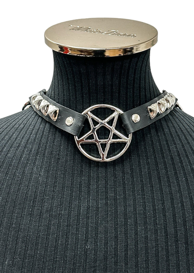 FCK634 LARGE PENTAGRAM STUDDED  CHOKER