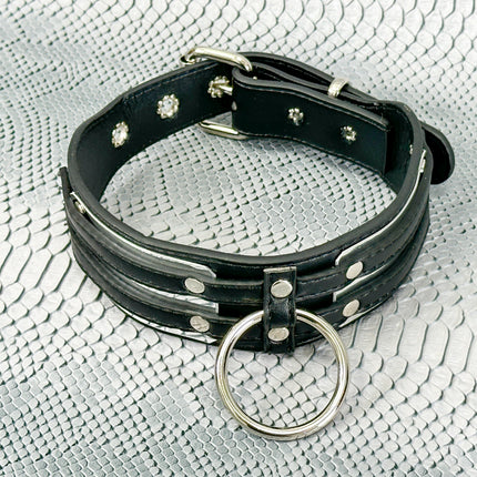 FCK655M-METAL PLATE  D RING WIDE BONDAGE LARGE RIVET VEGAN CHOKER