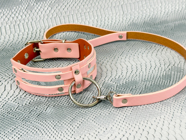 FCK655M-LEASH METAL PLATE  D RING WIDE BONDAGE LARGE RIVET VEGAN CHOKER