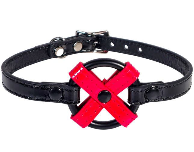 FCK675P-BS SHINY PATENT  MIDDLE O RING CROSS 1/2" LEATHER BUCKLE CHOKER