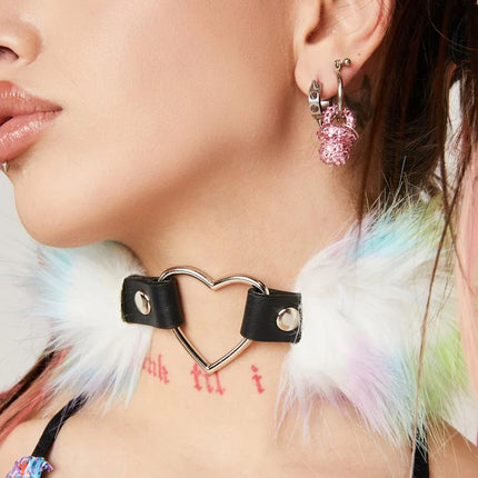 FC762 FURRY HEART CHOKER