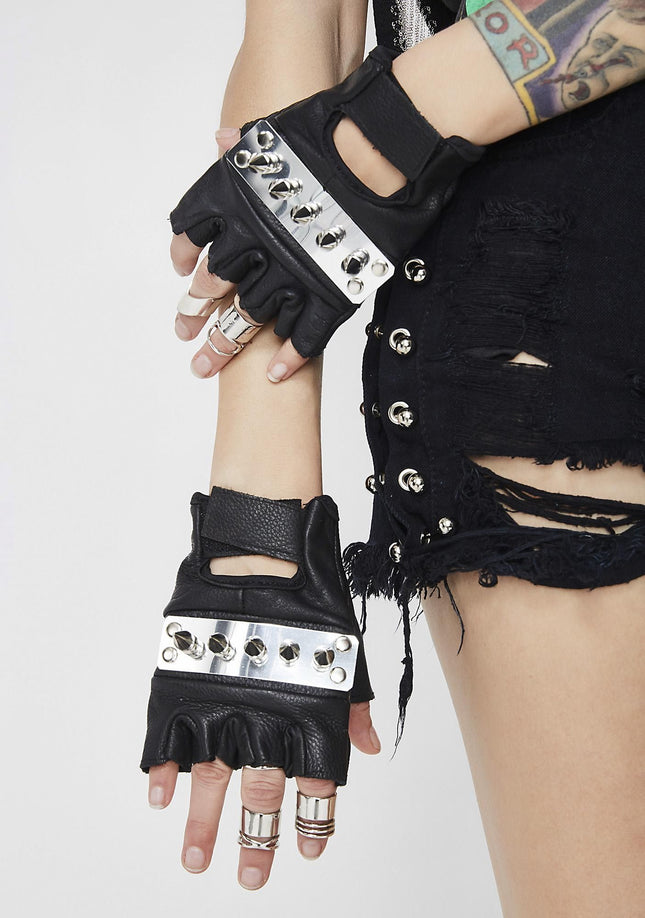 FG104  METAL PLATE SPIKE GLOVES PAIR