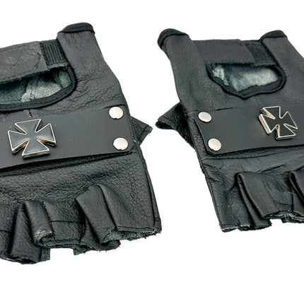 FG130 IRON CROSS PAIR