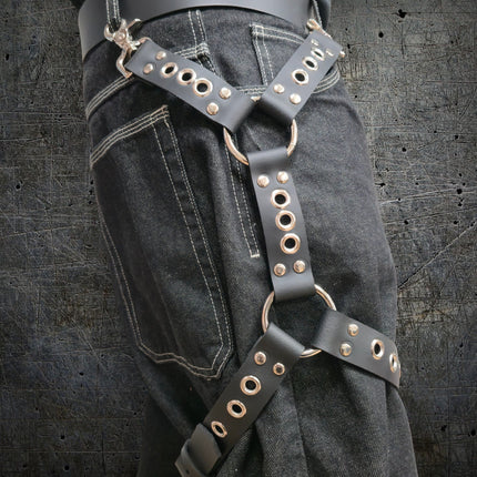 FL101EYE GROMMET THIGH HARNESS GENUINE LEATHER O RINGS BUCKLE