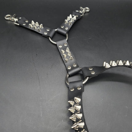 FL101UK77  STUDDED THIGH HARNESS GARTER GENUINE LEATHER