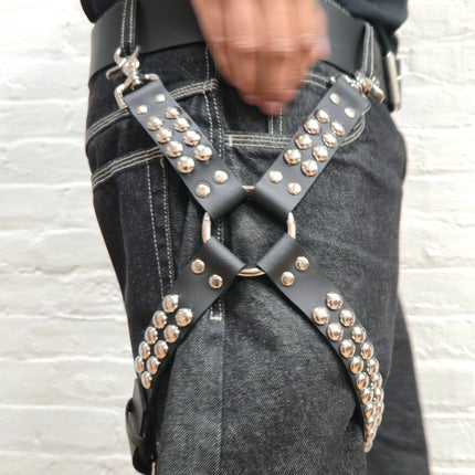 FL101RND ROUND STUDDED THIGH HARNESS GARTER GENUINE LEATHER