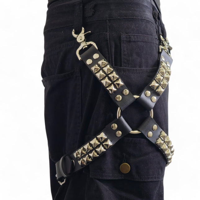 FL150  STUDDED LEG HARNESS GENUINE LEATHER