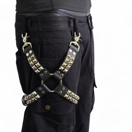 FL150  STUDDED LEG HARNESS GENUINE LEATHER