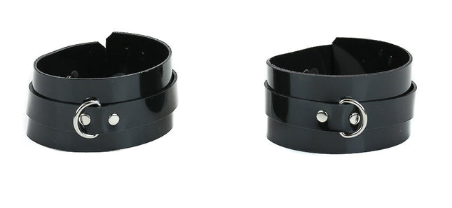 FMA103VN-LEASH PAIR OF 3" WIDE VINYL HANDCUFF WITH D