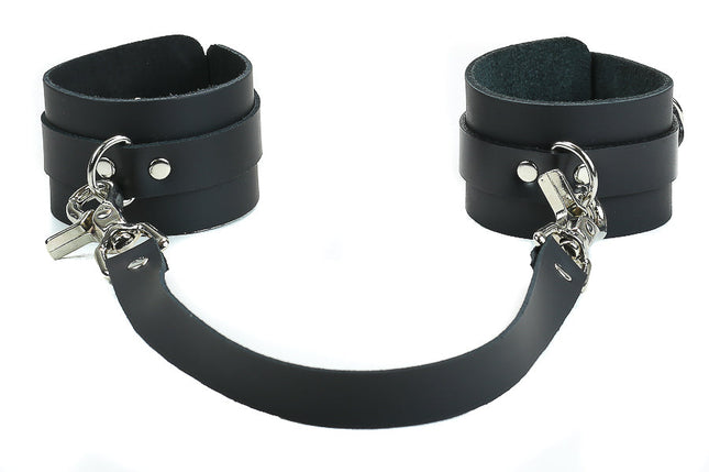 FMH103L LEATHER HANDCUFF WITH LEATHER STRAP