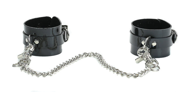 FMH104VN D RING VINYL HANDCUFF WITH CHAIN