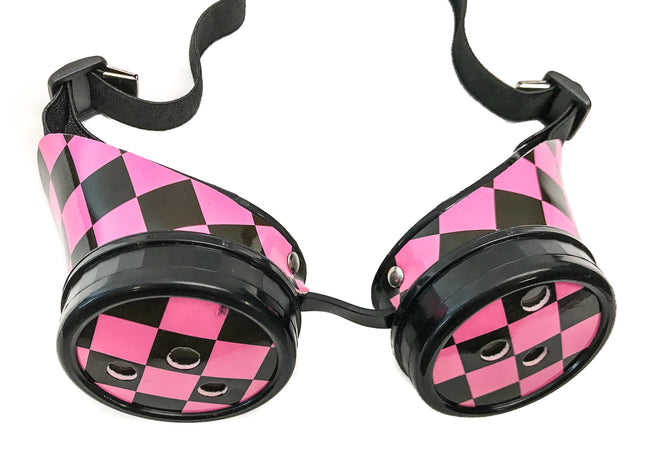 G222  CHECKERED GOGGLES