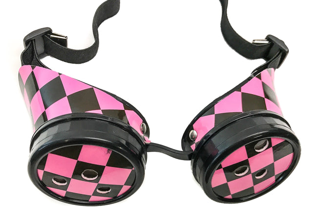 G222  CHECKERED GOGGLES