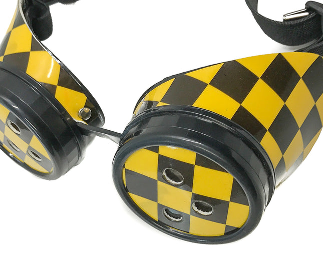 G222  CHECKERED GOGGLES