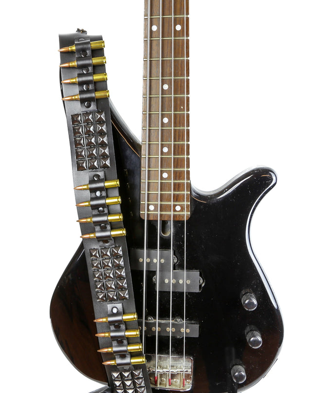 GS102BS GUITAR STRAP WITH BLACK PYRAMID STUDS AND BULLETS