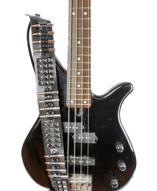 GS102BS GUITAR STRAP WITH BLACK PYRAMID STUDS AND BULLETS