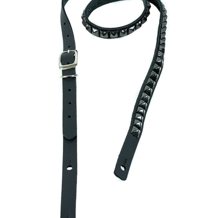 GS211-BS 3/4" GUITAR STRAP WITH BUCKLE AND BLACK PYRAMIDS