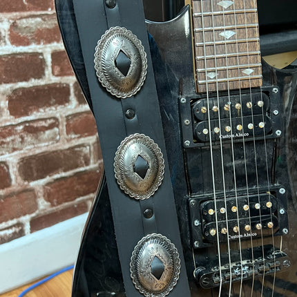 GS302 CONCHO STRAP