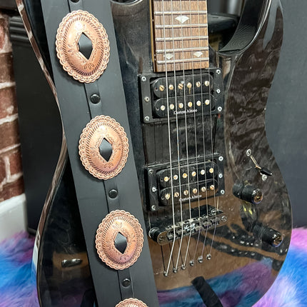 GS302 CONCHO STRAP