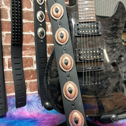 GS302 CONCHO STRAP