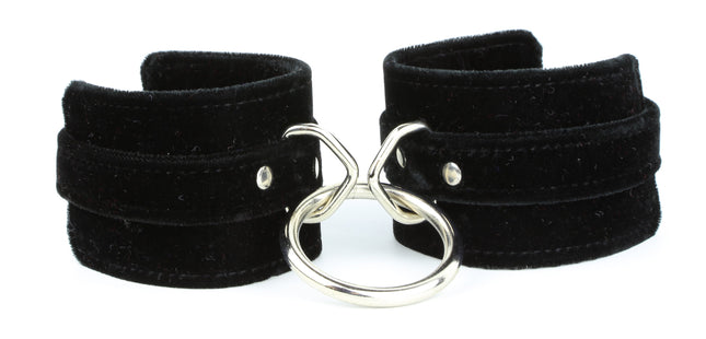 HC101VEL VELVET WIDE WRIST HANDCUFF RESTRAINTS