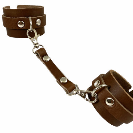 FMH117 2 1/2 " LEATHER HANDCUFF 5" LEATHER TRIGGER