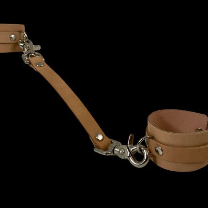 FMH118 2 1/2 " LEATHER HANDCUFF 8" LEATHER HEAVY