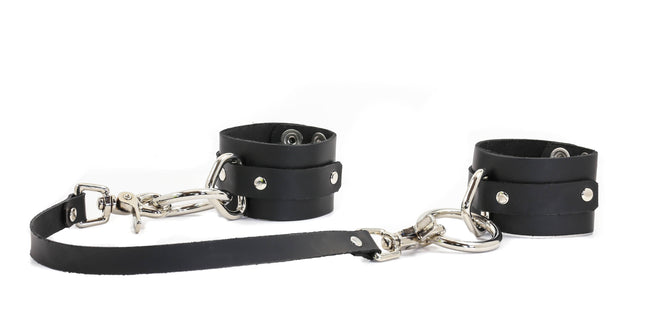 HC130L HANDCUFF WITH LEATHER LEASH