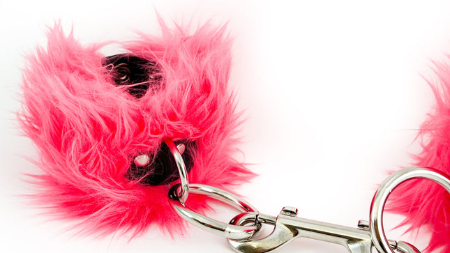 HC135 FUR BONDAGE LEATHER HANDCUFF