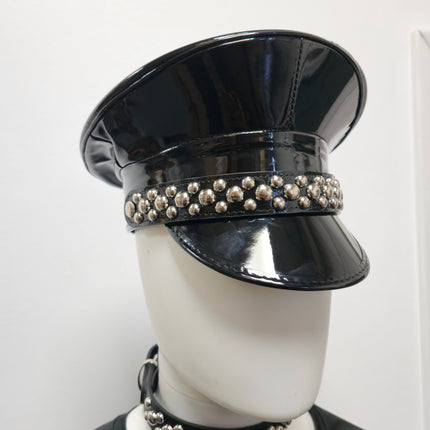 HT380P.BLK  ROUND STUDDED CAPTAIN HAT