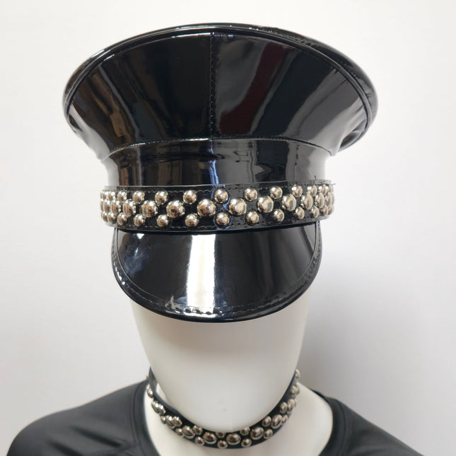 HT380P.BLK  ROUND STUDDED CAPTAIN HAT