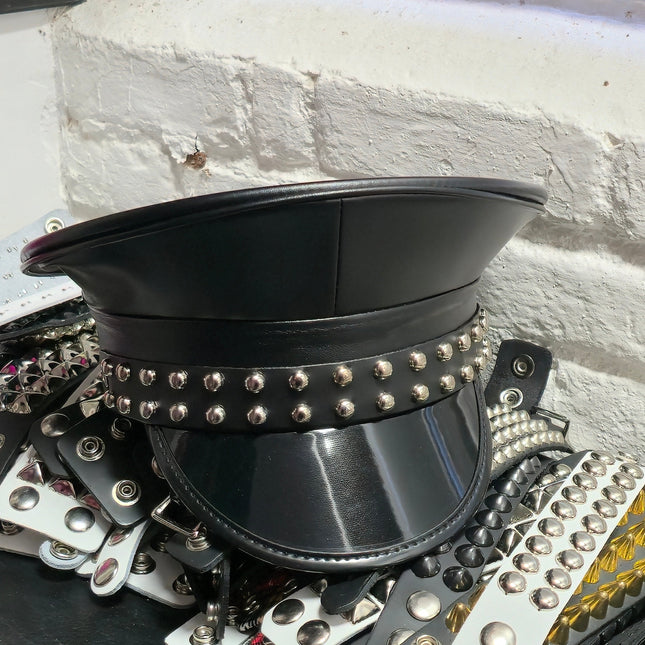 HT382MATT VEGAN LEATHER MATT ROUND STUDDED CAPTAIN HAT