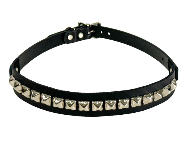 HTPK401  FUNK PLUS TOPHAT WITH SINGLE ROW PYRAMID STUD BAND