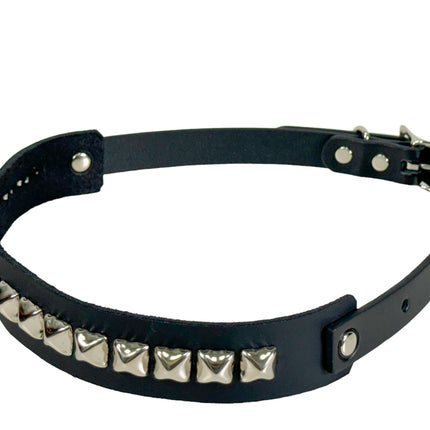 HTPK401  FUNK PLUS TOPHAT WITH SINGLE ROW PYRAMID STUD BAND